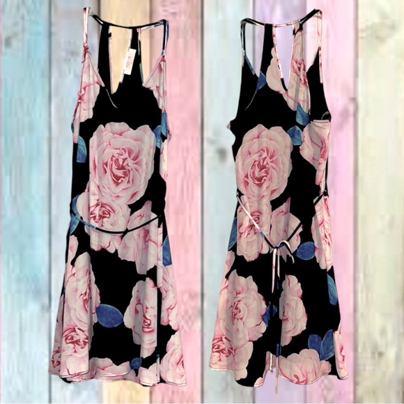 Peach Love California Dresses & Skirts - Peach Love Black Pink Floral V-neck Tie Waist Dress NWOT